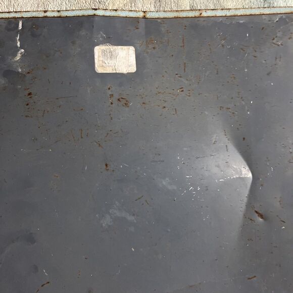 Vintage Welcome Pause Drink Coca-Cola Lady Tin Metal Sign 16" x 12 1/2" - Picture 9 of 9